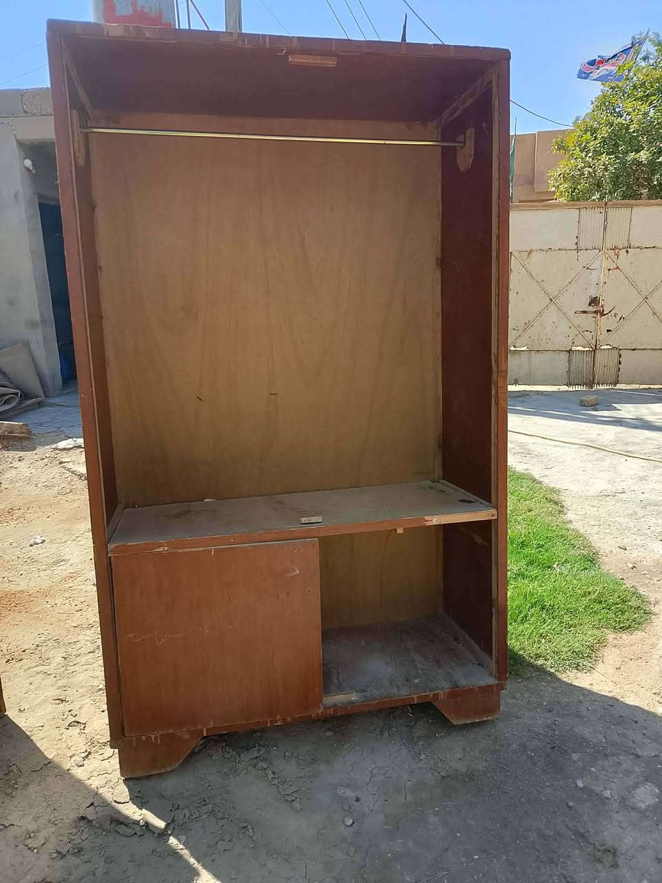 بوفيه وكنتور قيم وخذ المكان المحاويل قريت خنفاره ***********
