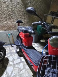 عندي شحن لبيع حجم 20 4 بطاريات شغالةسعر 180 شعب شارع صحة 07717385054