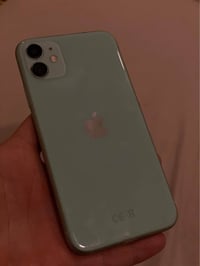 آيفون ١١ • ٦٤ • مقفل