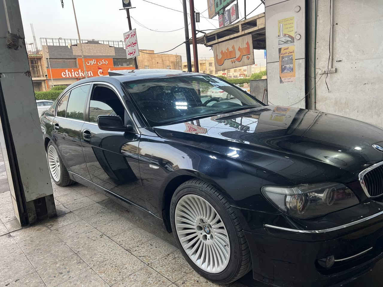 بي ام دبليو باخرة e65 باب قصير
750i V8 2007
وارد يابان فول مواصفات
فتحة
بردات كهرباء
كشنات كهرباء تبريد تدفئه
بيبان شفط
صندوك شفط
لايتات عالي ناصي زينون
تخم تاير جديد
حدادة
سيارة جاهزة من الاخير
رقم بصرة نكليزي 
تحويل ثاني يوم شرط التحويل
مكاني البصرة
السعر 140 وبيها مجال للشراي يتصل

***********
