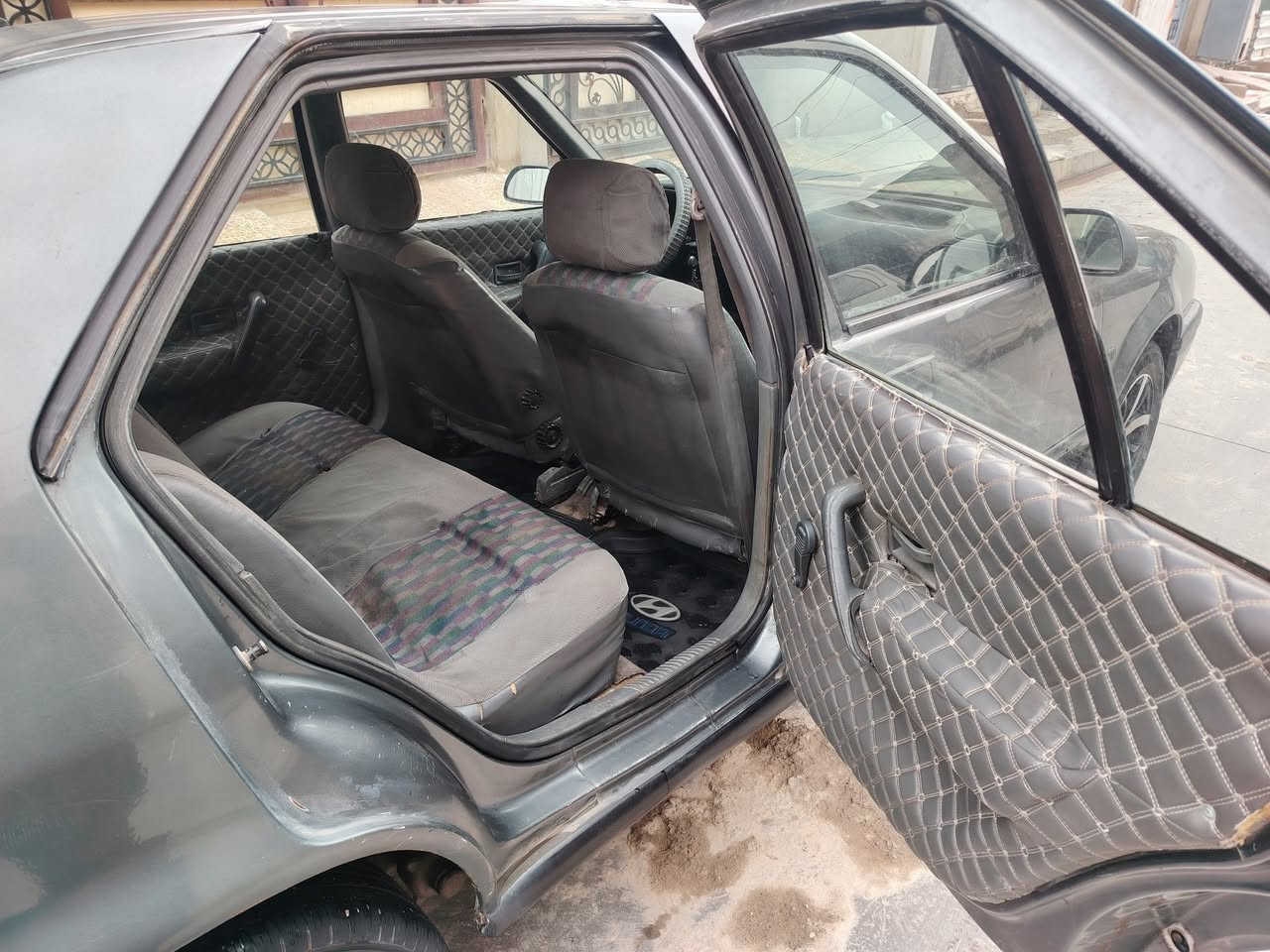 السلام عليكم رينو نفخ للبيع موديل 91 محرك وكير نضاف تايرات وطخم نضيف السياره بلا ضرر كاربون بنزين سياره مال بيت السعر 20 وبيها مجال قليل مكان السياره موصل أيسر ***********
*********** شرط التحويل سنويه خضره
