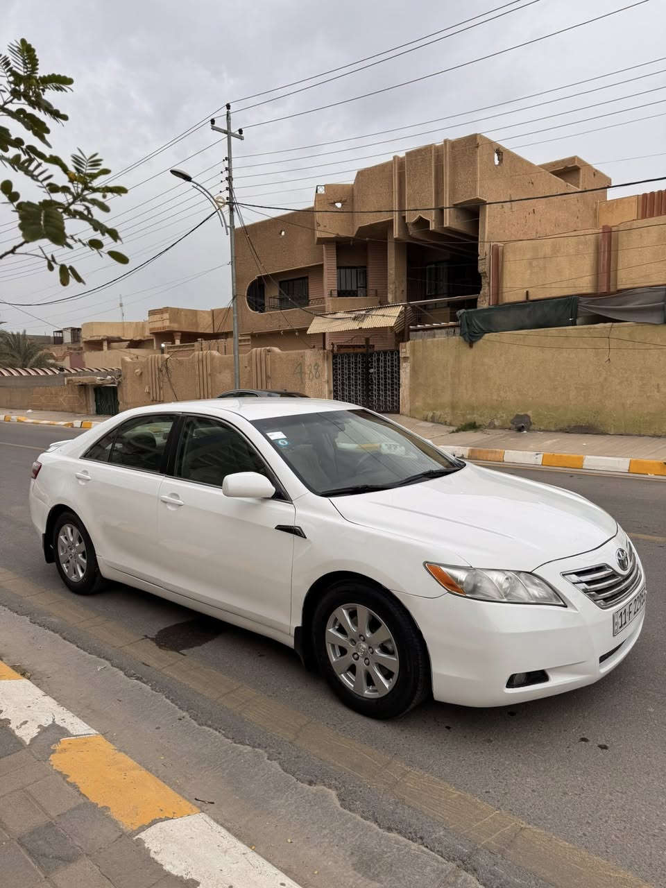 شبابنا الطيبين افتح الفيديو حتى تعرف كل تفاصيل السياره لانو أنتوا أصحاب طريق بعيد والنجاة في الصدق 
كامري  2009 أمريكي رقم بغداد إنكليزي الدولي الجديد هزه جديده حادثها جاملغ خلفي ايسر وبيها شخوط وصفار ونصبغت حزام جماليه فرن درجة أولى
تبريد جديد تخم تاير ادامه كامله أربعه سلندر المرغوب 2400نورلات فيت بم كلها جديد سياره كولش نظيفه بالعافيه على الي ياخذها كير ومكينه مبدلات جديد لاتبخير لاتنقيص وصل الضمان بيهم 
مكانها الفلوجة 

السعر100 

***********
***********
