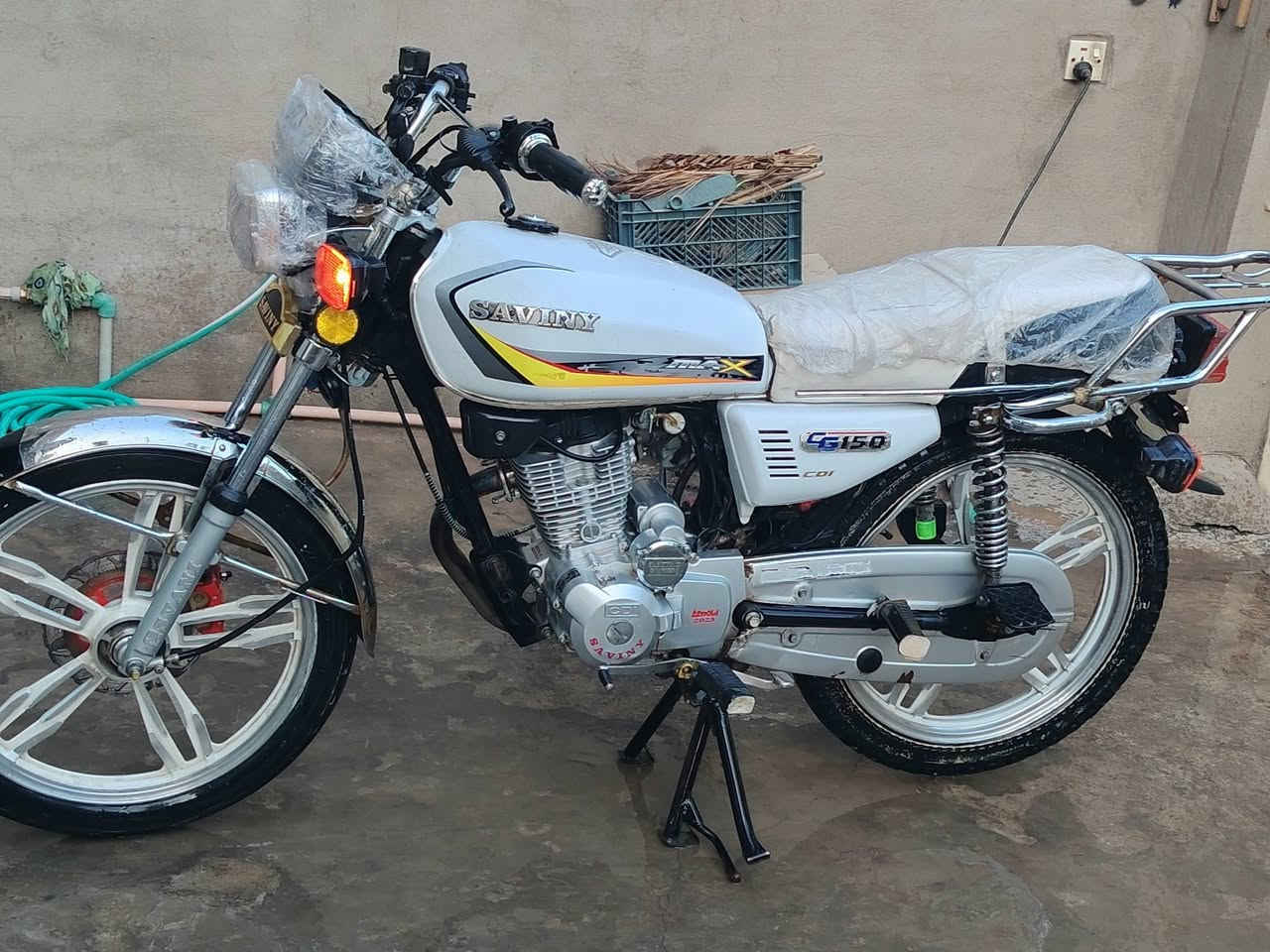 دراجه سافين ٢٠٢٣ محرك كبس شرط النضافه السعر ٥٢٥ وبيها مجال الرقم ***********
