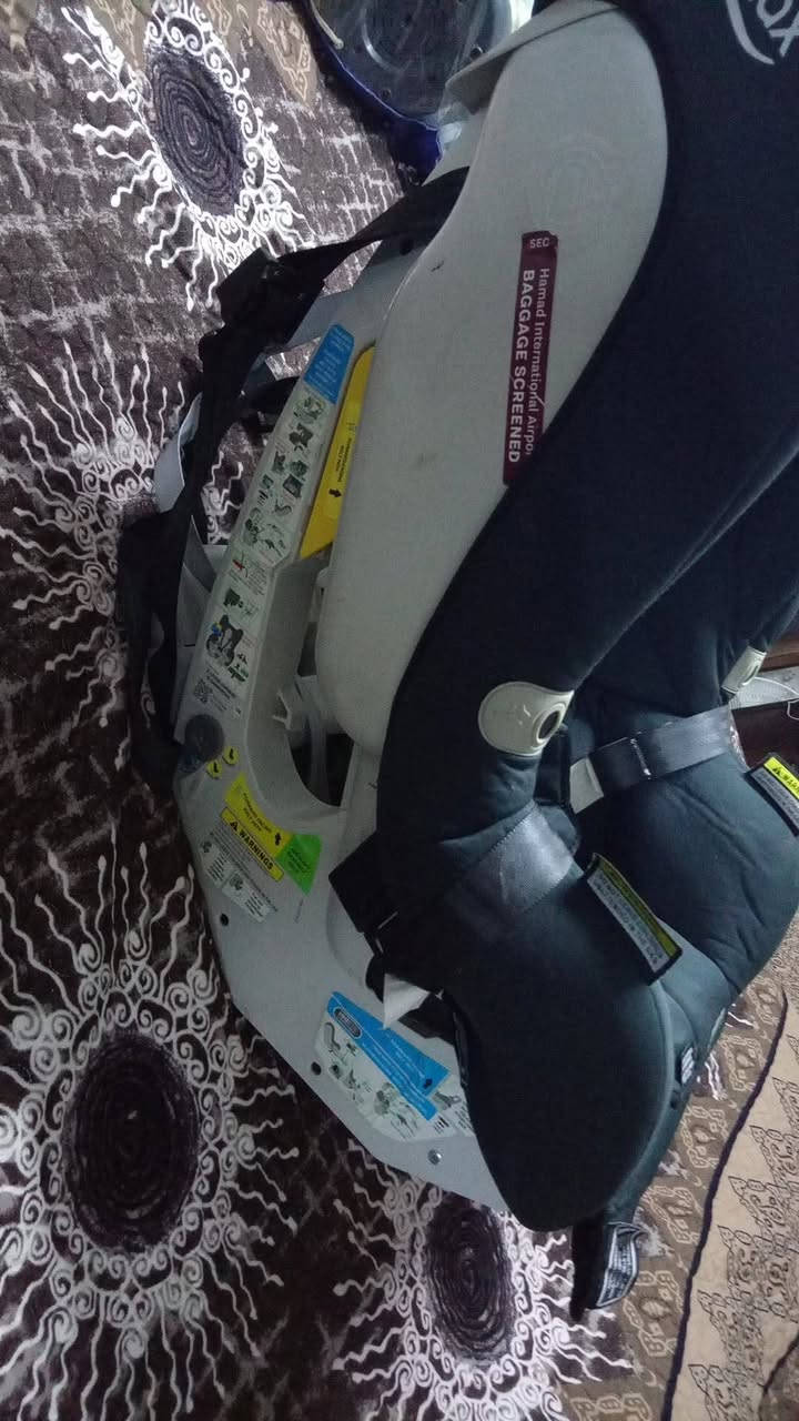 للبيع كرسي سيارة أطفال Britax Safe-n-Sound Graphene الأصلي
كرسي بحالة ممتازة ونظيف جدًا، جميع الأحزمة والقطع الأصلية موجودة، ولم يتعرض لأي حادث.

✅ مناسب من الولادة حتى 4 سنوات.✅ يركب للخلف وللأمام حسب عمر الطفل.✅ حماية جانبية عالية للرأس والجسم.✅ مريح وآمن، من أفضل أنواع كراسي الأطفال.

📅 تاريخ التصنيع: 21/10/2019.

💰 السعر: 100 دينار قابل للتفاوض بالمعقول.

للاستفسار أو المعاينة، التواصل على الخاص.


**إذا كنت صاحب هذا الإعلان وتريد حذفه لأي سبب، رجاءا أرسل رسالة إلى الدعم الفني**