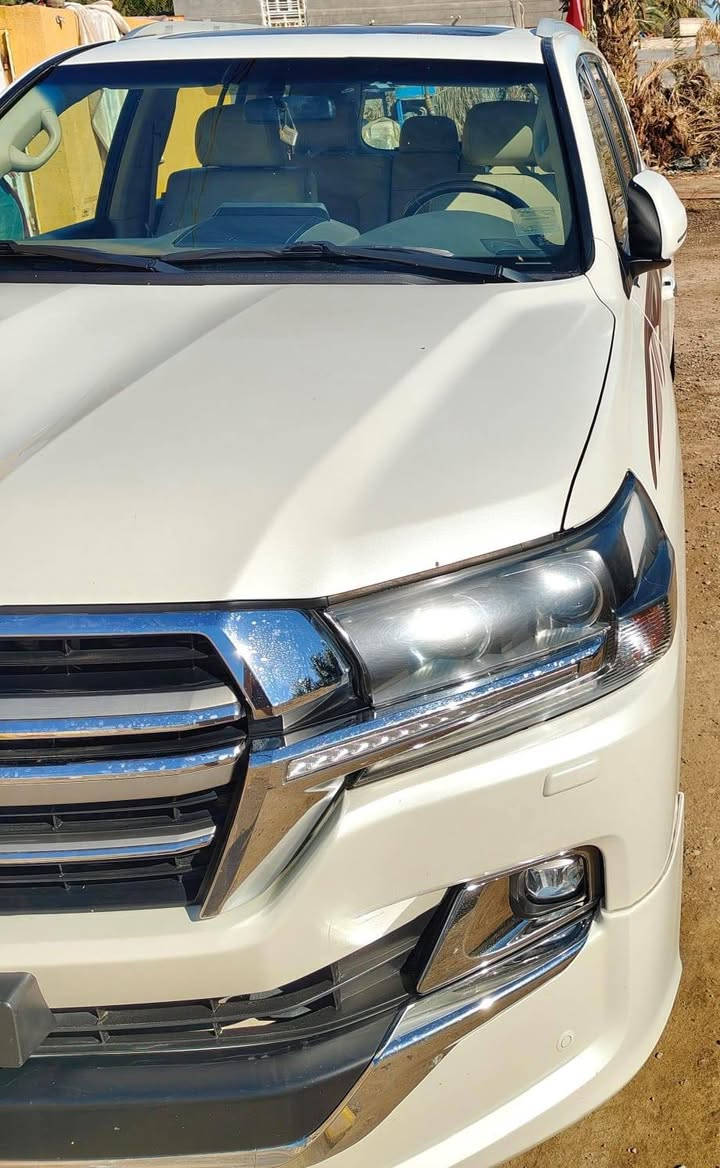 سلام عليكم
لاندكروز موديل 2019.    رقم بغداد ألماني بسم شركه 
مواصفات ابريم مكفوله كفاله عامه 
عنوانها ديوانيه مركز 
التواصل ***********
سعر 560
