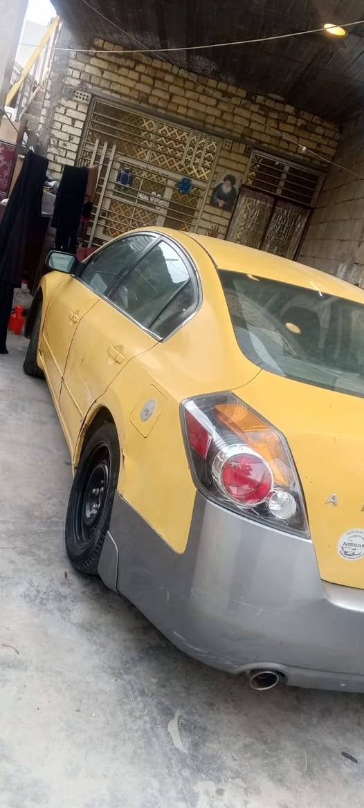 التيما نيسان ياباني 
بلادية كل دعمة ما بيه فقط طخات 
سيارة بصمة بلاد🔘👍

دعاميات بدلناهم بلادي تفصيخ 

المكينة بلاد ٢٥٠٠ كير نضيف

كهرباء بلاد اي نقص ما بيه 

موديل ٩ نقصه تخم تاير وصدر  السعر ٥٨ $

هاتف ***********
