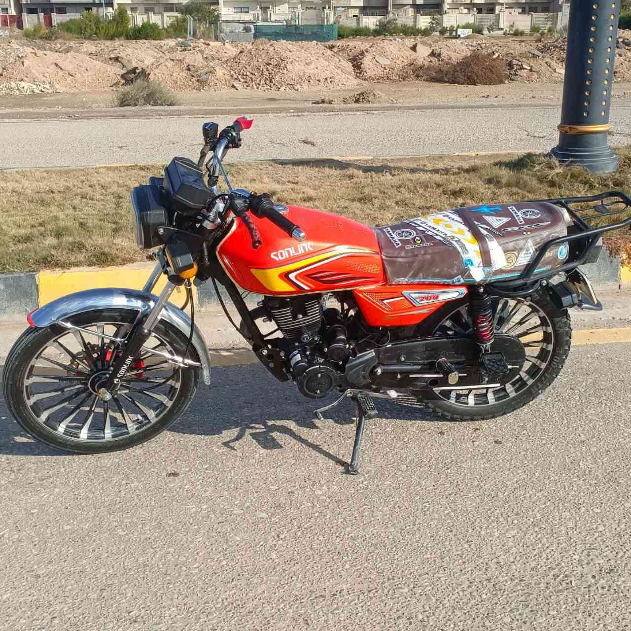 دراجه للبيع ايراني مكينه 200 موديل 2024 محدثه 25 مكينه مامفتوحه وسعر مناسب كلشش


**إذا كنت صاحب هذا الإعلان وتريد حذفه لأي سبب، رجاءا أرسل رسالة إلى الدعم الفني**