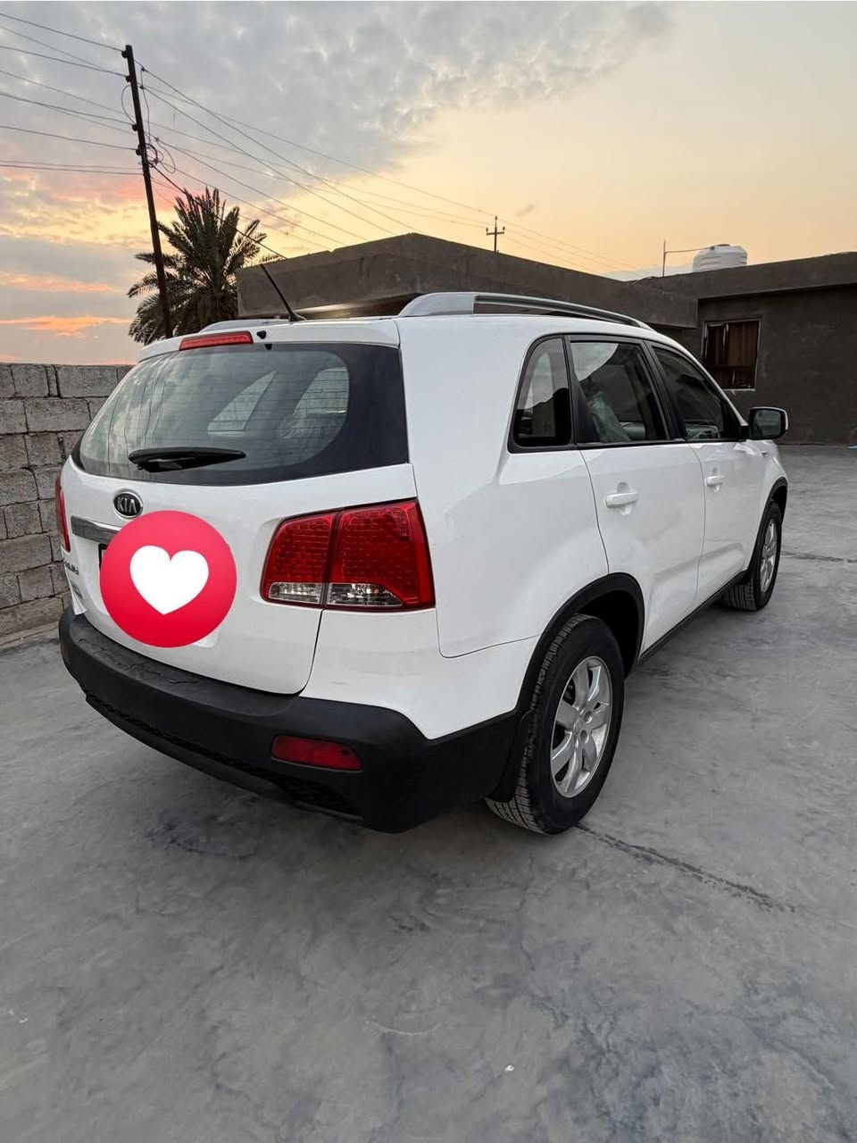 السلام عليكم
سورنتو 2012 خليجي رقم سليمانيه الجديد تريد تحويل اوً وكاله 

محرك ٤ سلندر كير ومحرك مكفولات 

قطعتين تبريد 

٧ راكب 

بيهه قطعه وحده صبغ البنيد فقط 

والسونار موجود بالصور 

السعر / 137$ وبيهه مجال بسيط 

للاستفسار 

‭٠٧٧٢ ٧٥١ ٤٤٧١‬

‭٠٧٨٠ ٠٠٣ ٢٢١٢‬
