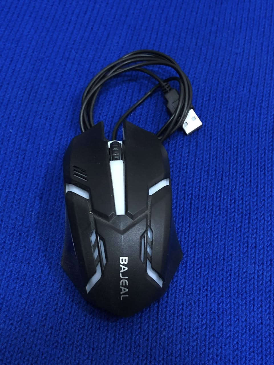 الأغراض للبيع لطلب الشراء (خاص)
كاميرا 5K تصوير 360 درجة مع قاعدة حمل للتصوير و دقتها كلش عاليه و حلوه 
٢- جهاز UGEE مع قلم جهاز بديل عن الماوس و كلش مهم للأشخاص المصممين و اصحاب الحاسبات و اللابتوب رائع بمعنى الكلمة 
٣- ماوس BaJeal الاصلي خفيف و مريح لليد و الشكل عالمي 
٤- ماوس hp عادي بسعر رمزي 
٥- نك مايك عدد 2 اصواتهم صافيه و كلش حلوه عن تجربه
وياهم جميع الاغراض اللي گدامكم للايفون و التايبسي بسعر مناسب


**إذا كنت صاحب هذا الإعلان وتريد حذفه لأي سبب، رجاءا أرسل رسالة إلى الدعم الفني**