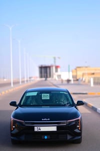 K4 موديل 2025  كفاله عامه (تقرير امطار)  بيع او مراوس بسياره اقل 07711...