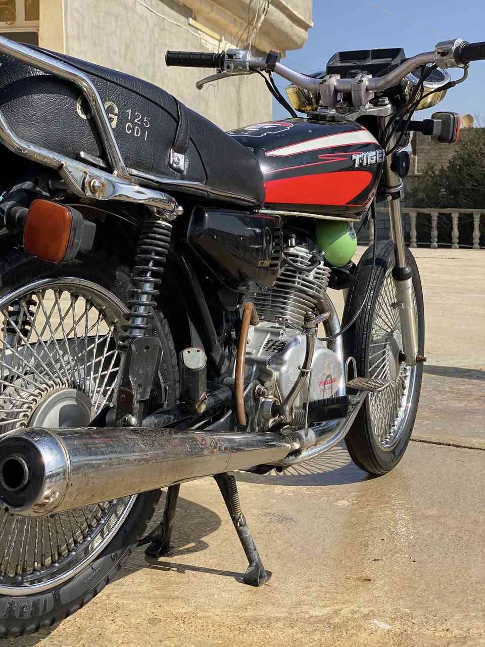 السلام عليكم موطور للبيع تايكر 2020 
ما مفتوح السعر 360 للتواصل ***********
