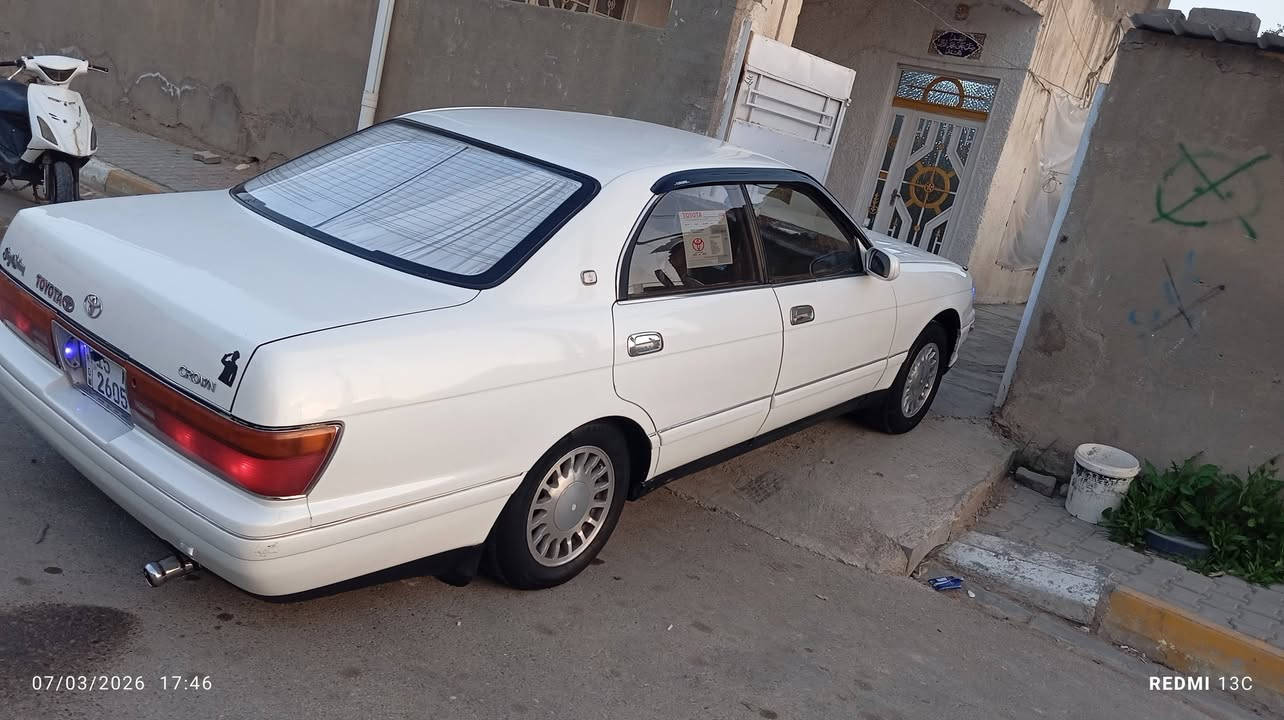 السلام عليكم بطه منفصل رقم انبار
راعيهه يمي بلحي
موديل 93
هزه جديده سنويه ل2030
مكينه وكير حاويه
كهربائيات شغاله
كشن كهرباء 
صدر جديد
تخم تاير 
سعر 68وبيهه مجال
***********
واسط الحي
