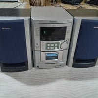 أيوا • راديو ومسجل • ثلاث موجات