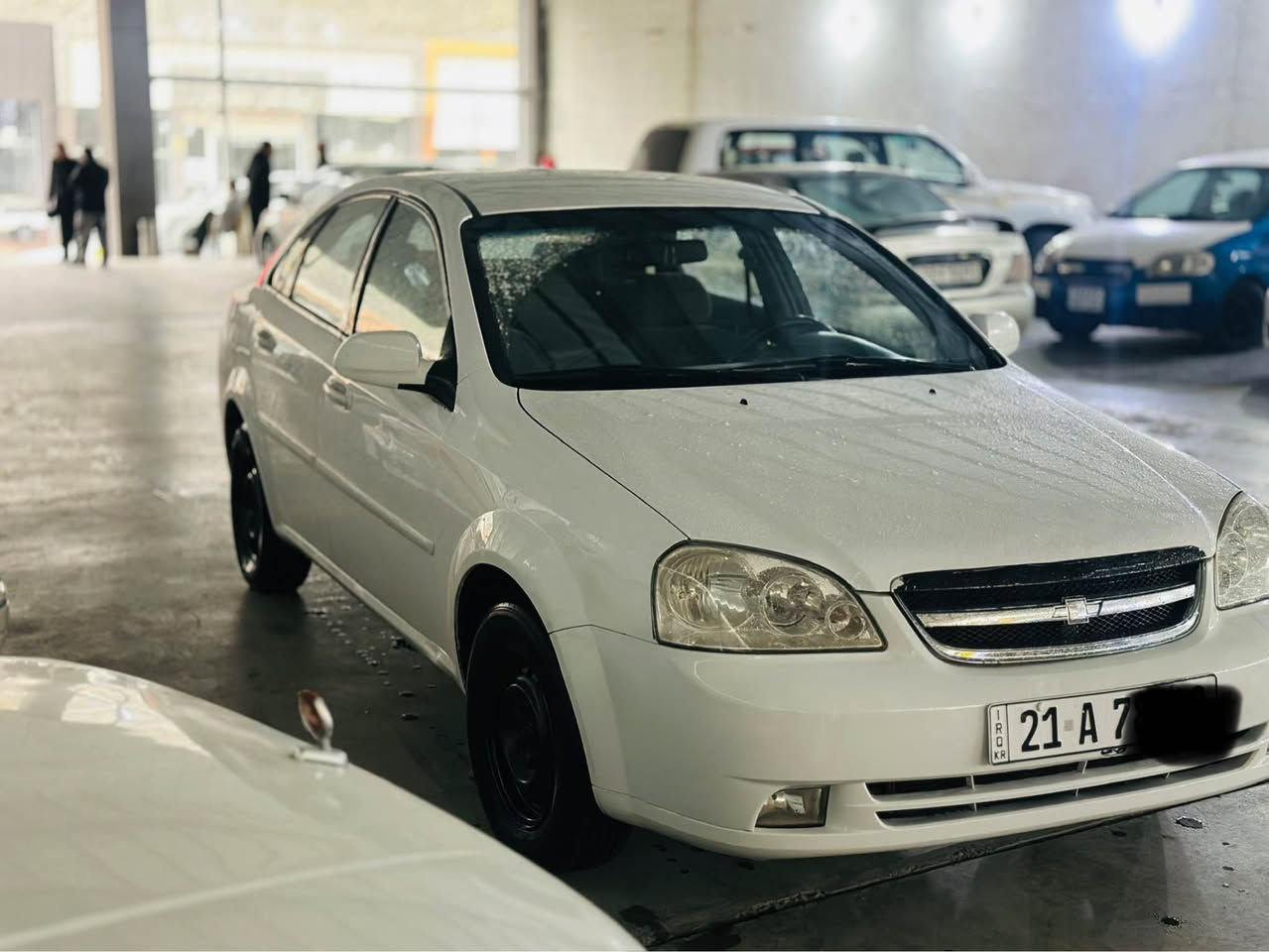 شۆفلیت ئۆپترا مۆدیلی 2010
سەیارەکە بێ سبوخە دوو پەلە ساردی هەیە وە تەزەیەکی وردی هەیە ماباقی هیچی تر نیە
سەیارەکە چوار تایە ویلی تازی لەسەرە 
سەیارە سەنەوی نوێیە هەتا 
گێرو مەکینە بەشەرت وە مەکەینە تەنها قەپاخی کراوەتەوە 
سحری 76$وەرەقە و مەجالی کەم
ژمارە تەلەفۆن ***********
شوێن سۆران 
پێشانگای شێروان سوران, أربيل
