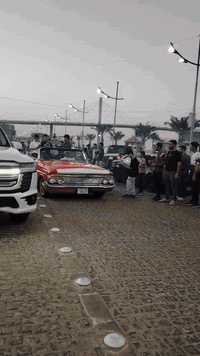 👑 للبيع: تحفة نادرة! شيفروليه إمبالا كشف (أصل) موديل 1961 🇺🇸

🔥 فرصة استثمار لعشاق السيارات الكلاسيكية والقطع الفريدة! 🔥

• النوع والموديل: شيفروليه إمبالا (Chevrolet Impala)

• سنة الصنع: 1961 💎

• النسخة: كشف (Convertible) أصلي ☀️
✨ فرادة وتفاصيل لا مثيل لها:
السيارة الوحيدة من هذا النوع والحالة في العراق والشرق الأوسط! 🌍

🛡️ المواصفات الفنية والحالة:
• المحرك وناقل الحركة: وكالة (Original) وبحالة ممتازة جدًا 💪.

• الهيكل الخارجي:

• مصبوغ بالكامل بنفس اللون الأصلي للسيارة.

• خالٍ تمامًا من الصدأ (Rust-Free) ✅.

• الكرومات: لامعة وبدون أي بهتان (كالجديدة) ✨.

• الإطارات: جديدة بالكامل 🏎️.

• النظام الكهربائي: كامل ويعمل بكفاءة عالية وبدون أي ملاحظات ⚡.

🛋️ الداخلية:
• الداخلية: أصلية (Original) وبحالة ممتازة.

• الفرش: نظيف جدًا ومحافظ عليه 🧼.
📝 الأوراق الرسمية:

• الترقيم: رقم بغداد "إنجليزي" 🇮🇶.
• 
النظافة: نظافة السيارة ممتازة (كما هو موضح في الصور).

📞 السعر والتواصل:
السعر بناءً على الاتصال والمراسلة فقط 💰

لمعرفة السعر والمزيد من التفاصيل أو المعاينة، يُرجى الاتصال أو المراسلة عبر واتساب:
*********** 📞
