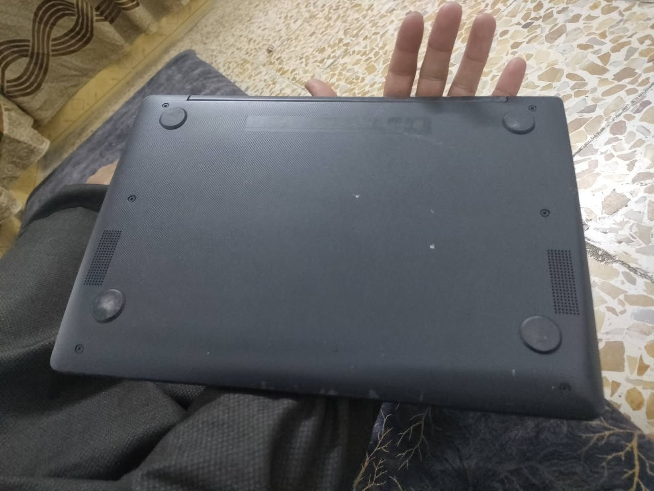 لابتوب بهل شكل يفيد تصفح و العاب خفيفه
شحنو يطول 8 ساعات معاه شاحنه 
( مراوس بموبايل)


**إذا كنت صاحب هذا الإعلان وتريد حذفه لأي سبب، رجاءا أرسل رسالة إلى الدعم الفني**