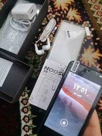 آيفون ٤ • آيفون ٧ • ١٢ قطعة