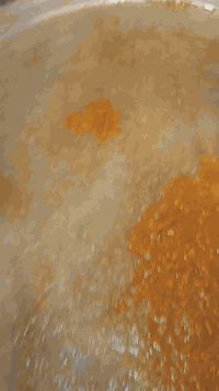 السلام عليكم اني طباخ شرقي درجة ولى القيمة النجفية على أصولها السبزي والفسنجون والفاصوليا والتبسي اضافه الى تتبيله دجاج شوي وكلشي يخص الطبخ الشرقي متفرغ حاليا في النجف ***********
