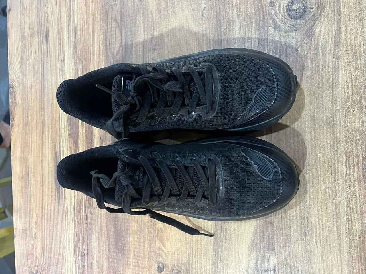 قطعة على 25 الف على اول تم قبل ما يطلع مندوب
ثنينهم قياس 44 
توصيل 5


**إذا كنت صاحب هذا الإعلان وتريد حذفه لأي سبب، رجاءا أرسل رسالة إلى الدعم الفني**