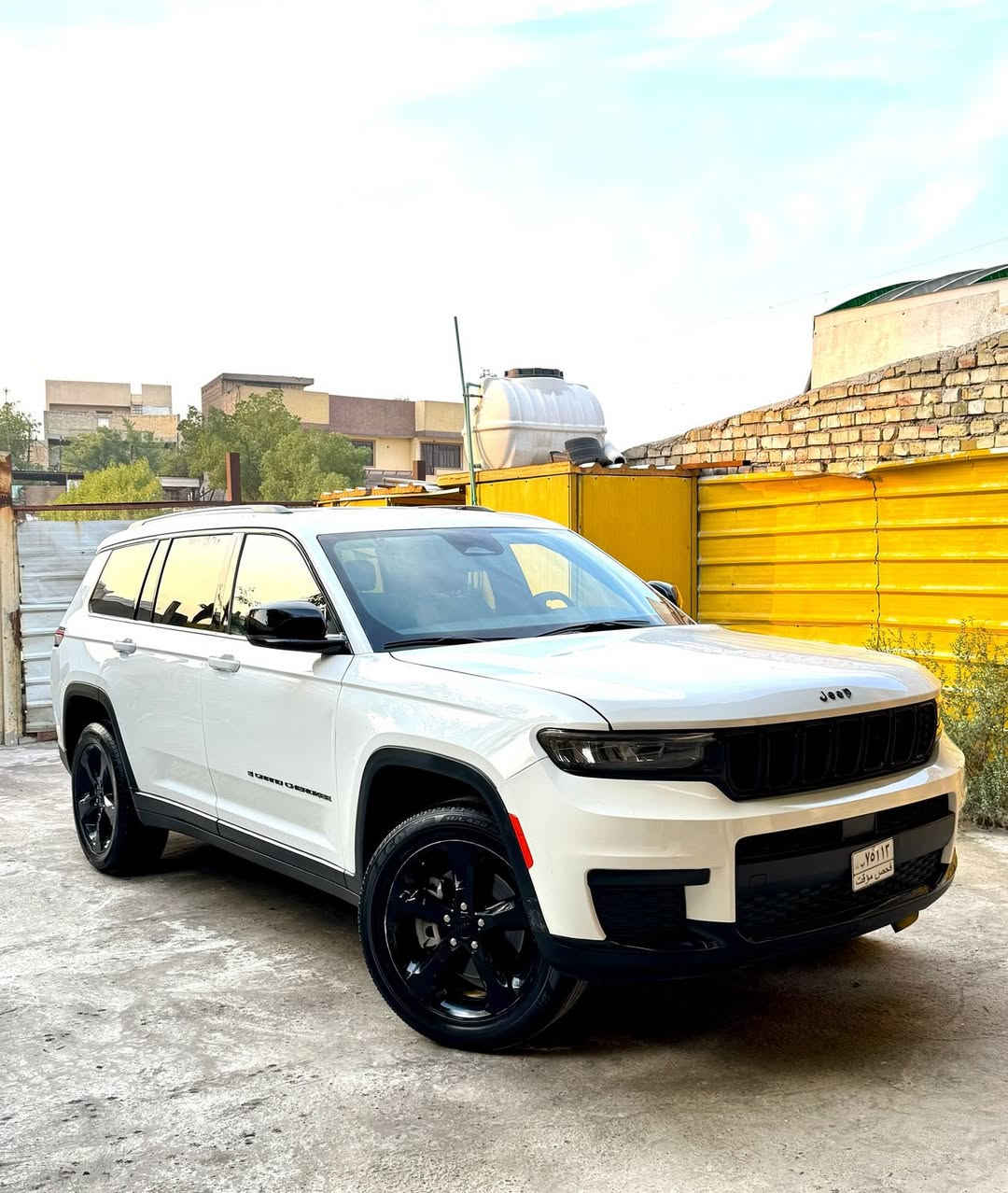 السعر 275 وبيه مجال عنواني ميسان

جيب كراند شيروكي بلاك توب  2023  7 راكب

ايرباك سليم

المحرك V6 سعة 3600 دبل 4x4

قيادة ذاتية

رادار امامي مع مانع تصادم

نظام بريك اوتماتيكي

نظام الحفاظ على المسار وتحذير الخروج من الخط

تحذير النقطة العمياء

تحذير نعاس السائق مع نظام توقف تلقائي

حساسات خلفية بريك خلفي اوتوماتيكي 

دخول ذكي

تشغيل عن بعد

كاميرا

تبريد خلفي مع تحكم منفصل

تدفئة كشنات وستيرن

شحن موبايل وايرلس

تبترونيك تحكم بالستيرن

صندوق كهربائي

لايتات امامية زينون

ملاحضه // السياره رقم بغداد الجديد تحويل ثاني يوم

ويلات بلاك توب قياس 20 انج

 العنوان محافضه ميسان

 ***********
