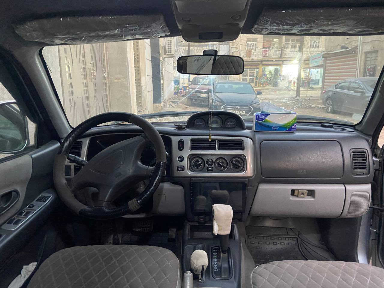 السلام عليكم 
مسيوبوشي نتيفا 2008 

تبريد + تدفئه سنترلوك للجام و الابواب  مري شفط 
  شاشه مع كامره خلفيه

حادثها  دعاميه خلفيه + بجم 
 السياره بيها تبخير بل محرك + كرنك تاخذها على وضعها 📍بغداد ' الغـزاليه 

يوجد واتساب 📞 : ***********
💵: 68 وبيها مجال
