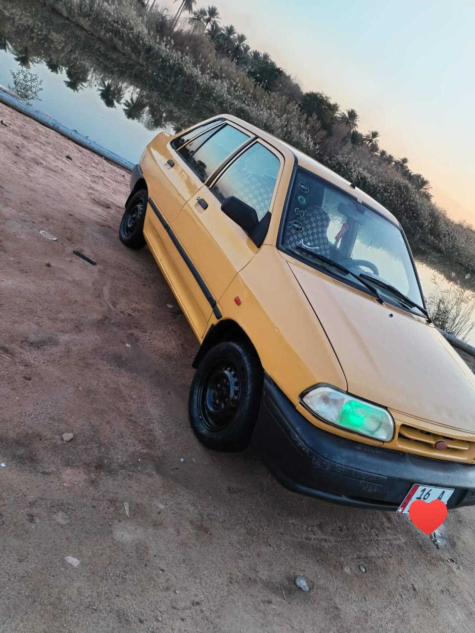 السلام عليكم سايبه مديل 12 رقم قادسيه انكليزي سنويه مجدده 30 مصفره هيئه وغرامات خط وبحث جدد مكفوله من ضربه وتبديل وصبغ عده جاملغ الكدام فقط صبغ سياره احله من صوره مكينه وكير جدد حداديه جديده كهربائيات كله تشتغل قطرت خياس ماكو تخم تاير جديد السعر 31  مكان السياره ديوانيه قضاء غماس التصال ع رقم ***********
