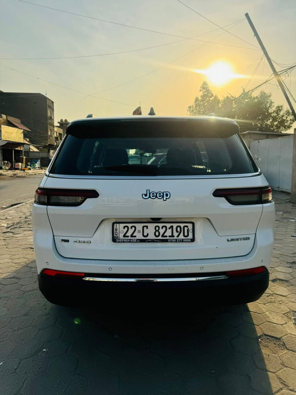 السلام عليكم للبيع جيب لمتد وارد امريكي موديل 2021 رقم اربيل سنويه تنتهي 2028 صور حادث مرفق داخل الصور بدون ايرباك 
المواصفات
7 راكب
فتحه سلايت
شاشه كبيره
كشنات جلد 
كراسي كهرباء +خزن+تتدفئه
ستيرن تتدفئه
صندوك كهرباء
كامره داخليه دواره
حساس امامي خلفي
رادار امامي خلفي
تحديد مسار
تبريد منفصل 3 قطع
اشاير بالمري
نقطه عمياء
وبعد بيها مواصفات
مكان السياره بغداد شارع فلسطين
السعر المطلوب 290$ وبيها مجال ان شاء الله
للأستفسار ***********
