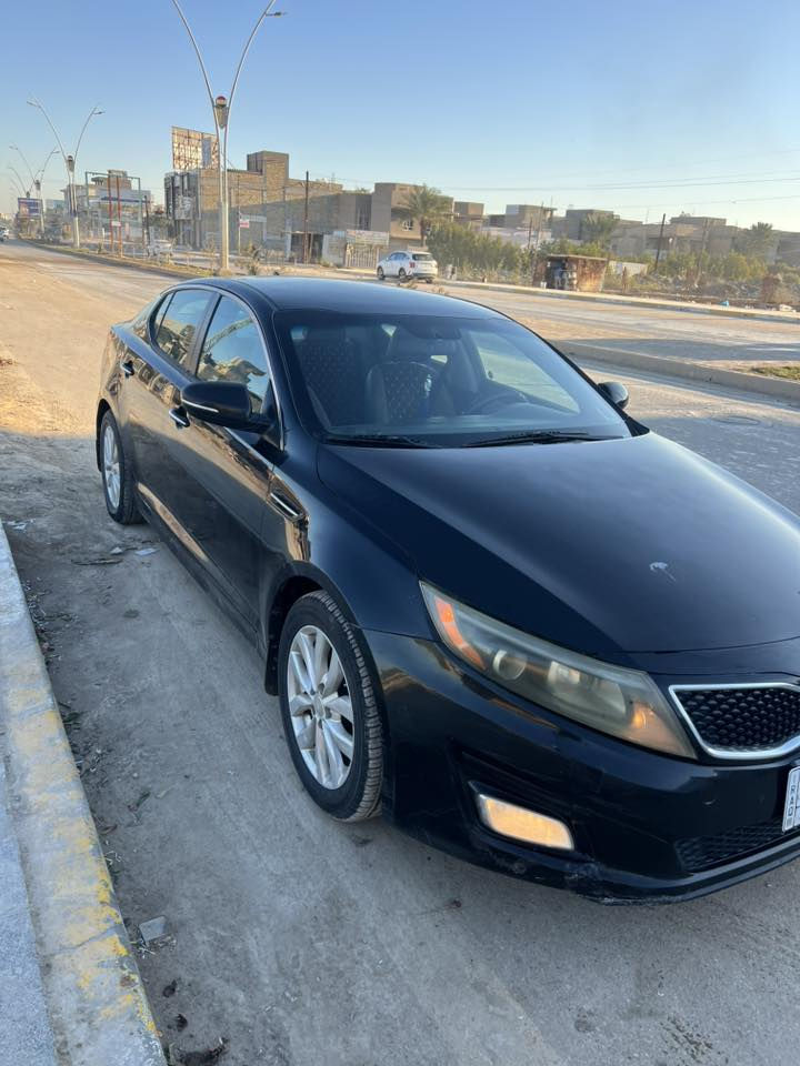 السلام عليكم
كيا اوبتما موديل 15 امريكي 
رقم ذي قار  مشروع وطني مكان السياره الديوانيه السياره باسمي سنويتها لل2028  
السياره جاهزه وحلوه 
مواصفات عاديه 
شاشه وكامره 
تحكم استيرن 
اشاير بالمري 
مكينه 2400 لا تبخير ولا تنقيص قبل 6 اشهر بدلت نص مكينه
السياره مكفوله من الضربه والتديل كلها ليبل واحد من الدعاميه للدعاميه 
بس بيها شخط جان وصبغته باب وجاملغ  والسونار موجود بالمنشور  مبين الشخط قبل لا اصبغه 
السعر 103 وبيها مجال كلش قليل وماكو اوبتما بهيج سعر بيع مستعجل  رقمي ***********
