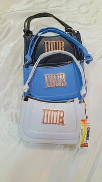 شنطة يد • شنطة ظهر