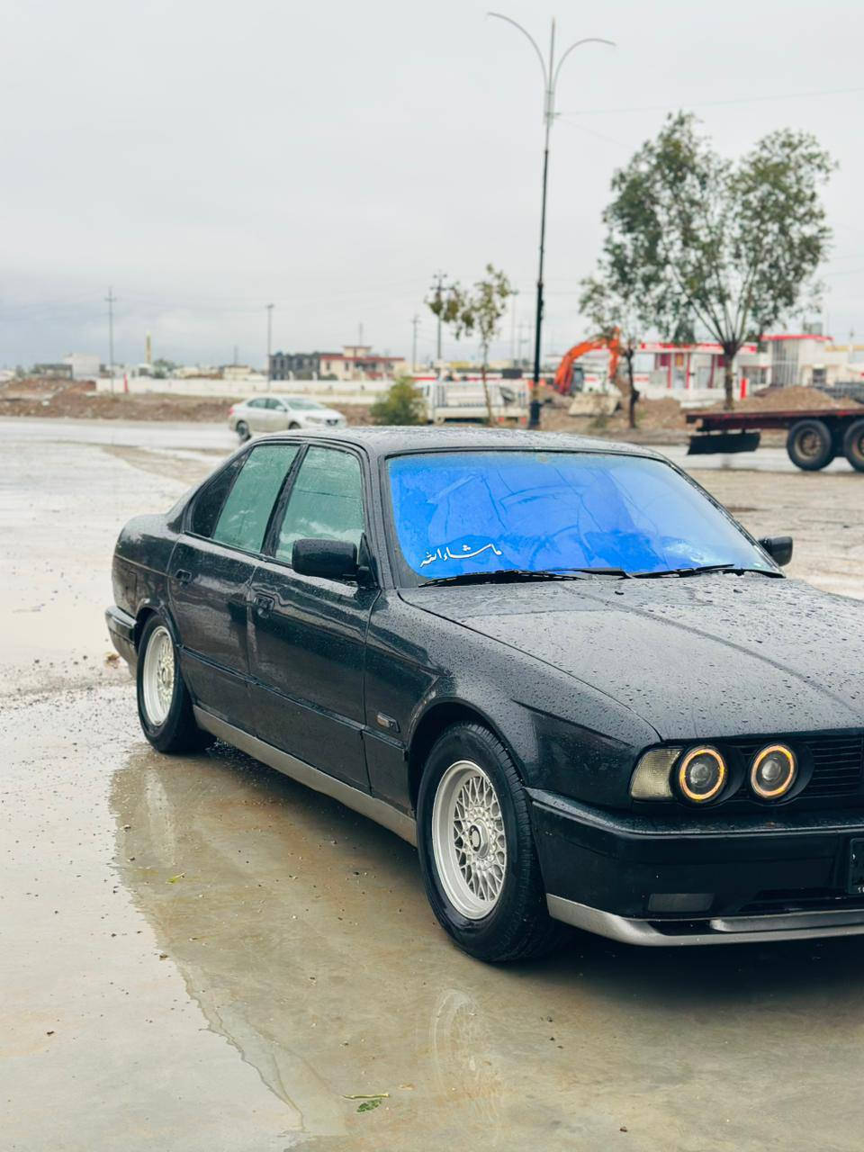 سـڵاو هاوڕێیانی خۆشەویست 
بیئێم مۆدێل 1993 مەکینە 525 گێڕ عادی گێڕ و مەکینە بەشەرت فیتەر 4 جام کارەبایی سوکان کارەبایی تەبرید لەمس  تەبرید گەرمی ئیشەکا کارەبایی گشت گیانی بەشەرت ئاڕم پلاستیك سلێمانی بەشەرت ئەوەلیات و خرامە سعری 43 وەرەقە و مەعمەلە  شوێن : چەمچەماڵ
ژ.م: *********** ڤایبەر و واتساپی لەسەرە #ادمین🌹 السليمانية, العراق
