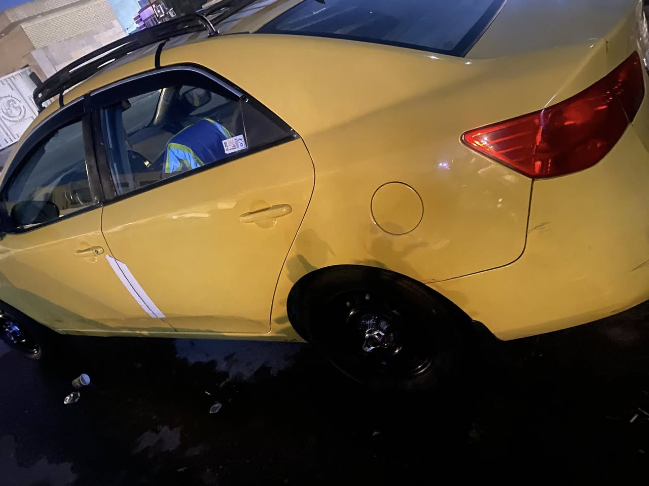 السلام عليكم سياره فورتي امريكي  للبيع موديل 2010 رقم جديد كربلاء محرك 2000 حادثه بلفخذه  
 السعر 78 متواجد وتساب 
***********
