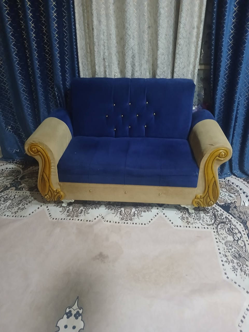 تخم للبيع عدد ٢ الاتصال ،،، ***********
