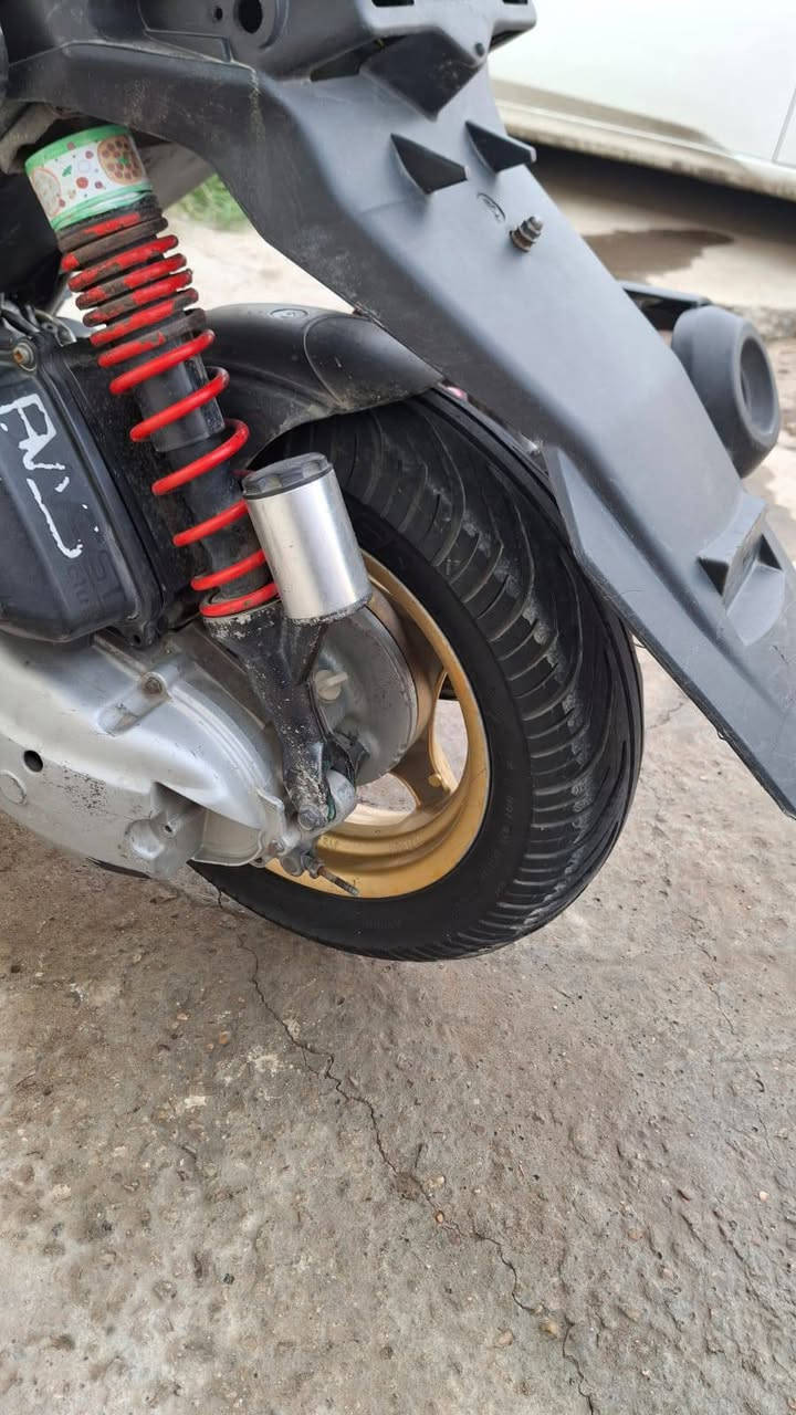 السلام عليك دراجه سكنس جبلي موديل 2014للبيع دراجه مال رمبه وبعدها ع وضع الشركه شلعه معدل كهربائيات كله شغاله سعره 950مكاني بغداد سبع اقصور ***********
