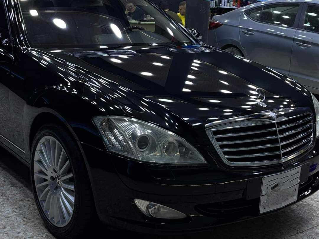 سلام عليكم مارسدس 500s موديل 2007 ادوات مكفوله مكان بغداد ماشيه ١١٢ الف ***********
