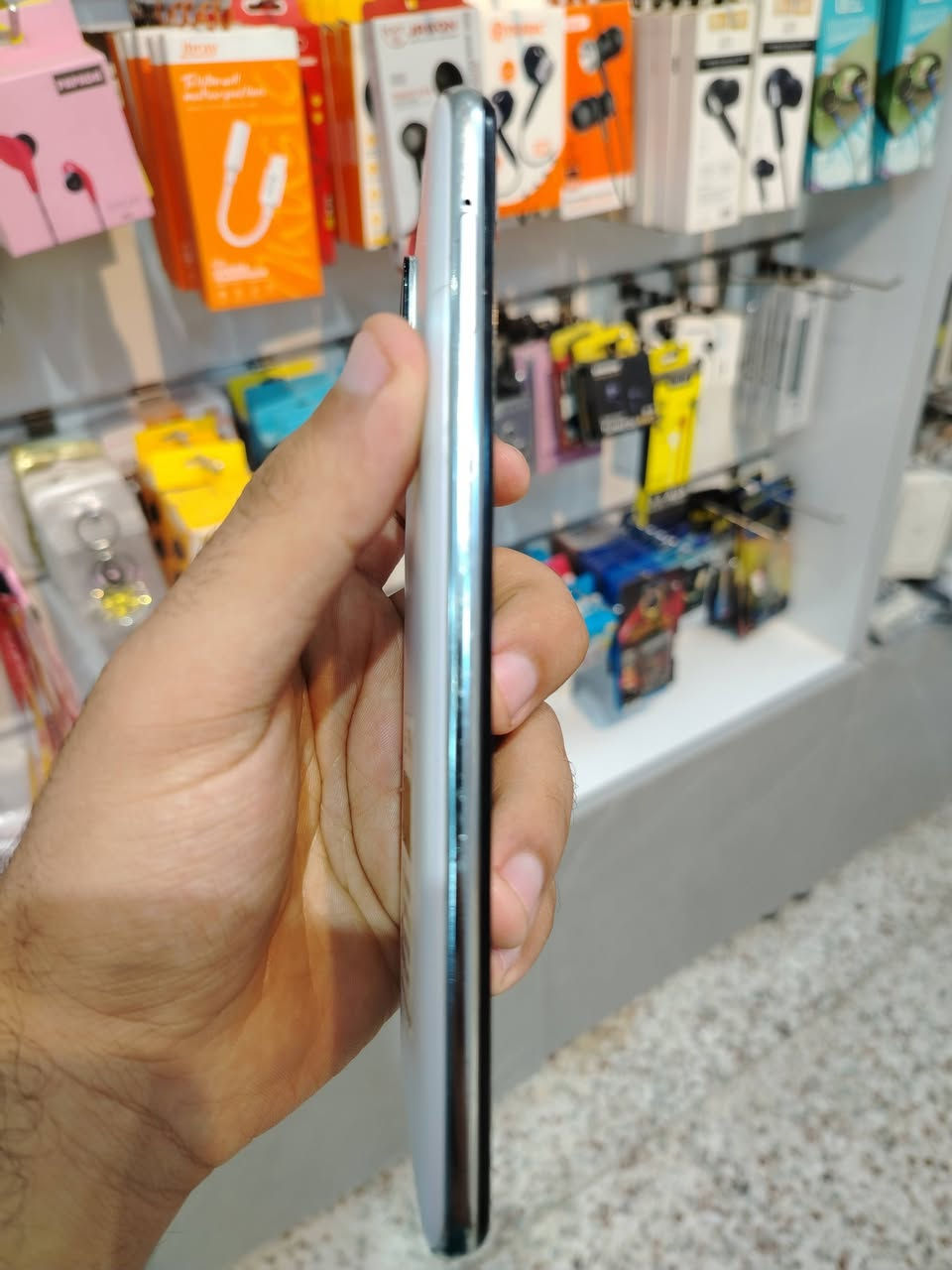 ريدمي نوت 10برو5g
للبيع

الجهاز نضيف مامفتوح ابد

ذاكرته 128
الداخليه6
يشغل60فريم
ووياه كارتونته
ب150وبي مجال


**إذا كنت صاحب هذا الإعلان وتريد حذفه لأي سبب، رجاءا أرسل رسالة إلى الدعم الفني**