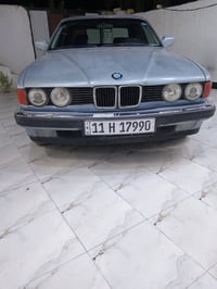 بي ام ٧٣٠ • مكينة ٣.٠ تماتيك • جلد فتحتين