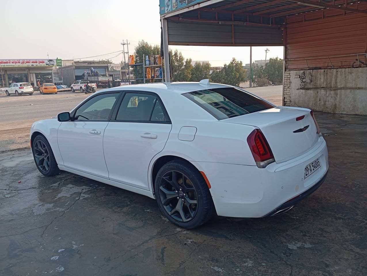 السلام عليكم  سياره اوباما للبيع موديل 2021 فئه  S  فول مواصفات عدى البانوراما دخول جديد بكتاب ضباط سياره بلاديه من  الدعاميه
للدعاميه حادثه طخه صغيره مقدار شبر بالجاملغ الأيسر الخلفي مكاني واسط رقم *********** الشراي يتصل وانطي رقم الشاصي يشوف الحادث اخوان مامتواجد عل الفيس السعر 305
