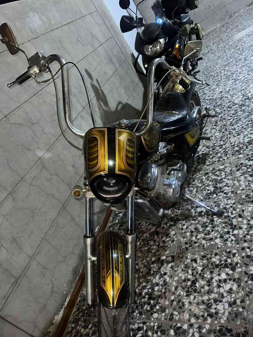 السلام عليكم شباب هونده ستد رقم بغداد شرط التحويل زوج ويل كب خلفي أمامي.         ***********
