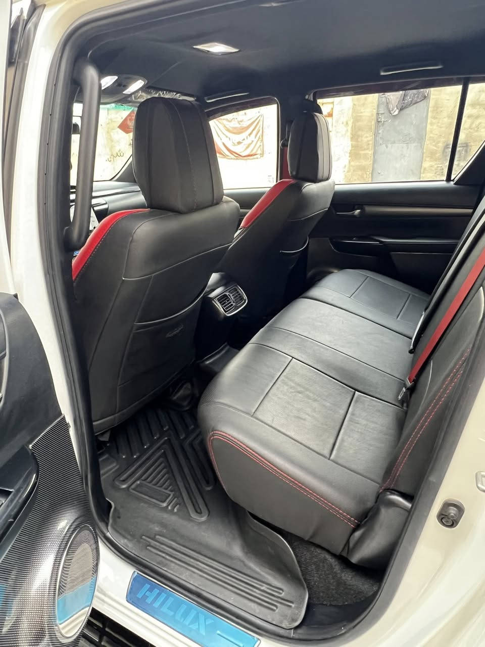 السلام عليكم بيكم GR2024 ضمان شركة ساز مكفوله كفاله عامه من الصبغ والبارد ماشيه 20الف سعر 423وبيه مجال هـ***********
