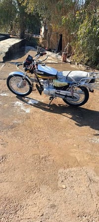 تايكر • موديل ٢٤ • أوراق