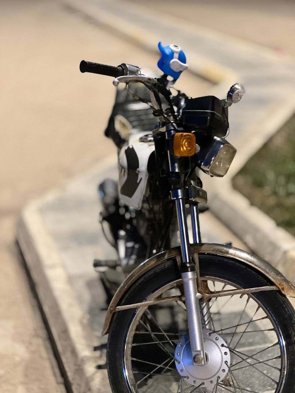 للبيع دراجه نامه امتياز اصولي مابيها اي نقص العنوان ناصريه مركز السعر 750 الرقم:***********
