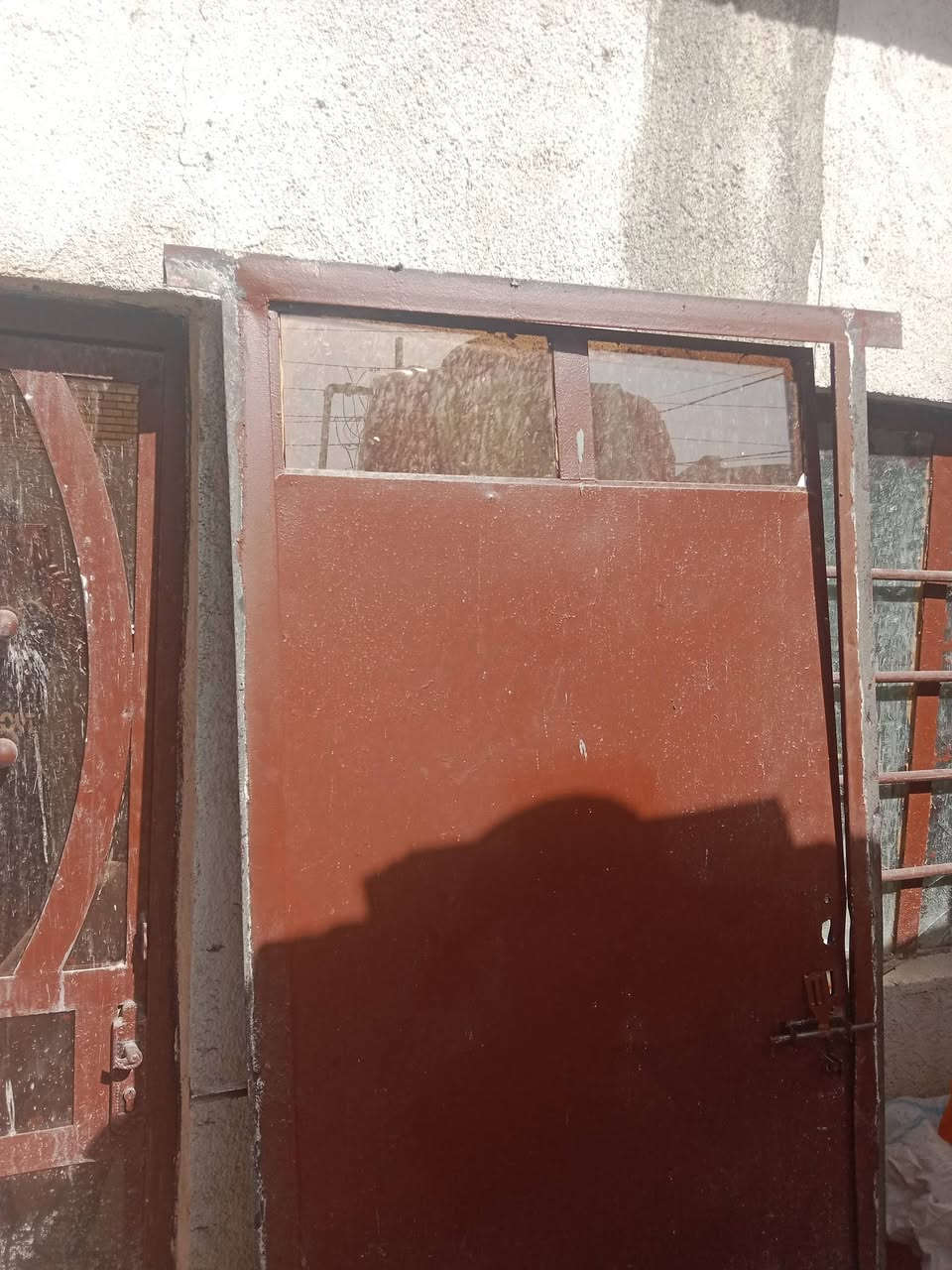 السلام عليكم عندي بابين وشباك للبيع


**إذا كنت صاحب هذا الإعلان وتريد حذفه لأي سبب، رجاءا أرسل رسالة إلى الدعم الفني**