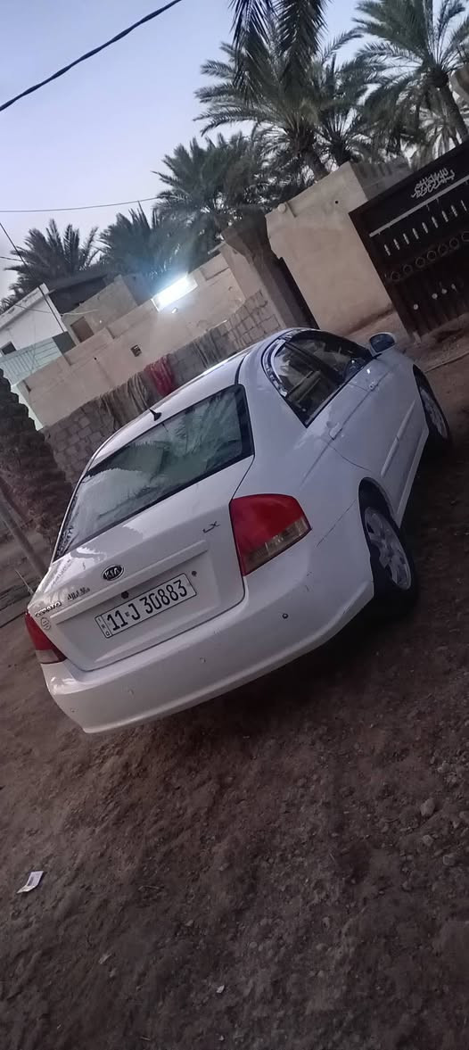 كيا سيراتو 2009خليجي بغداد انكليزي بسمي سنويه ل 2030 بيه قطعتين رصبغ بدون حادث سيارة جاهزه تبريد حداديه تخم تاير ادامه كامله مكانه بابل منطقة خيكان ممتواجد عل الفيس اتصل ***********
