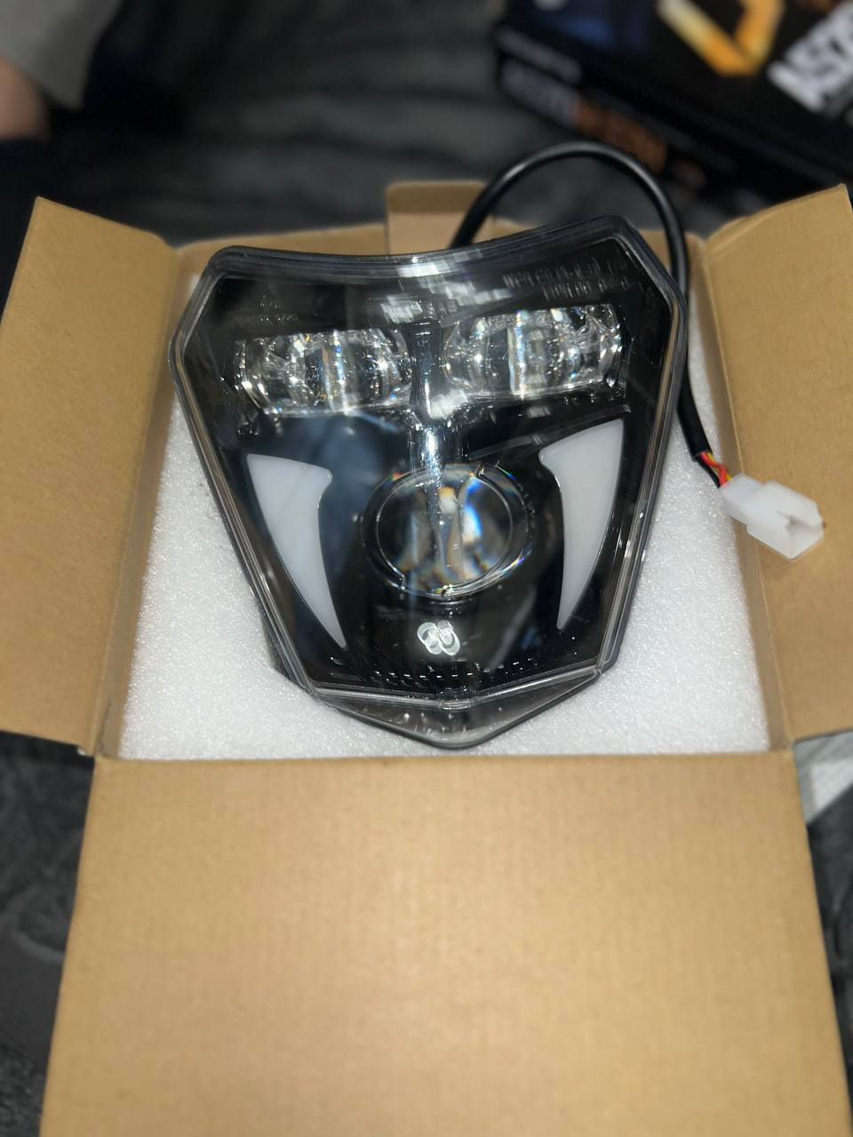 سلام عليكم لايت مال قفاز القياسات واضحه يشتغل من موديل 2017 إلى موديل 2023


**إذا كنت صاحب هذا الإعلان وتريد حذفه لأي سبب، رجاءا أرسل رسالة إلى الدعم الفني**