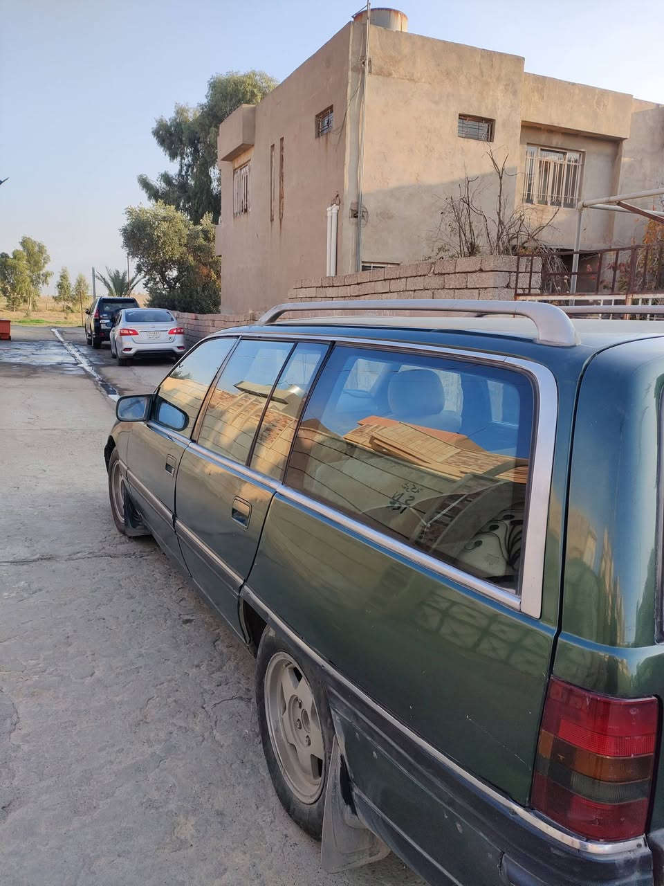 اوميكا ستيشن موديل ٩١ حجم ٢٠ كير عادي سيارة محرك وكير شرط كهربائيات شغالة رقم الماني باسمي السنوية لي نهاية ٢٩ كابون بنزين بيها.. سعر ٣٢وبيها مجال
شرط التحويل 
***********
***********
