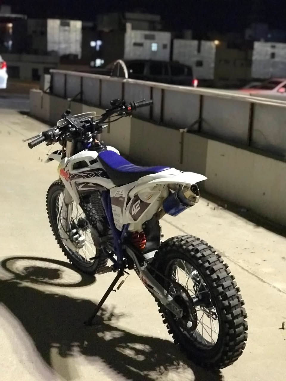 بابەت/crx42 ڕیدبۆڵ
مۆدێل/2025/مەکینە300cc

تایەو ویلی دواوە پێشۆ زۆر زۆر پاکە✅ 

مەکینەی سەرفو لێچونو سەوتو بەشەرت✅

شانسی لەحیمیو تەقوی درز بەشەر ✅

بانسی دواوەو پێشۆی تازەیە✅

گێچەکەی تەڕبوە ئیش ناکا❎

لایت مەزبوتە ✅ 

ئیشارەت مەزبوتە✅ 

کلاجی تۆزێ زاعیفە❎

مەکینیە بەشەرت  ✅ 

ماتۆڕەکە ماشەڵا قوتی لەڕادە بەدەرە ✅

مەنەفێسی بیلادی ✅

لەڕەسمەکە جوانتر نەبو ماڵم بێ❤️

ڕەقەم /*********** 

سعری ملوێنو100هەزار مەعامەلەیە کەم

شوێن/سلێمانی  خەبات 

ئەمین گیان🌹❤️
