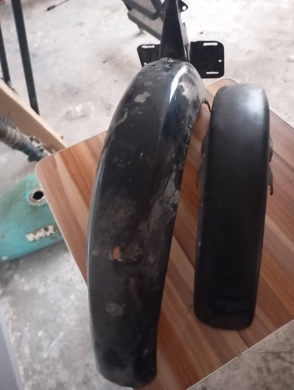 السلام عليكم العنوان كوت السفحه خلف ملعب السفحه شارع ***********/15
