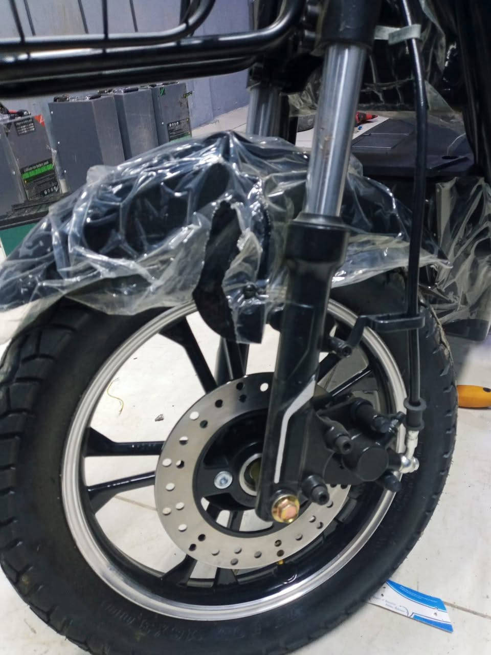 السعر 350الف فقط
دراجه شحن بونفا 5باتري
جبير ملف 1000
ضد ماء تشغيل عن بعد 
السرعه 55
ومواصفات آخره
عنوان البنوك بجوار مركز القدس
***********
