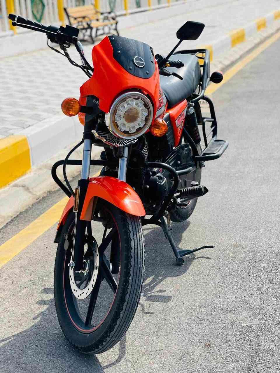 السلام عليكم (مكلف بالنشر )
للبيع: دايون MAX 200
أوراق أصولية
 السعر /1.850 وبيه مجال
المكان ذي قار قضاء الدوايه 
رقم راعي الدراجه/‭***********‬
