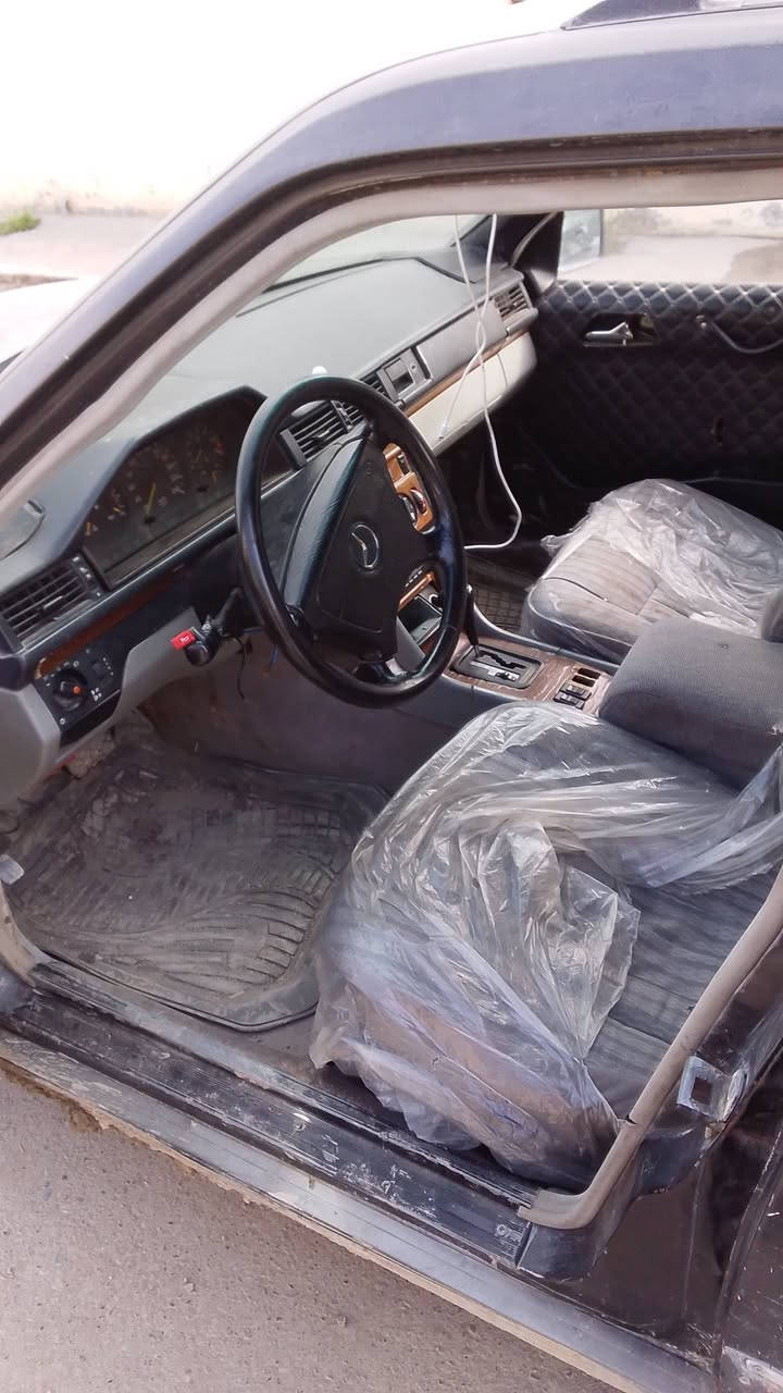 مارسيدس للبيع اصولي بس ابيع اتعهد دوله وعشاير محرك بلادي السعر 13ورقه سامراء ***********
